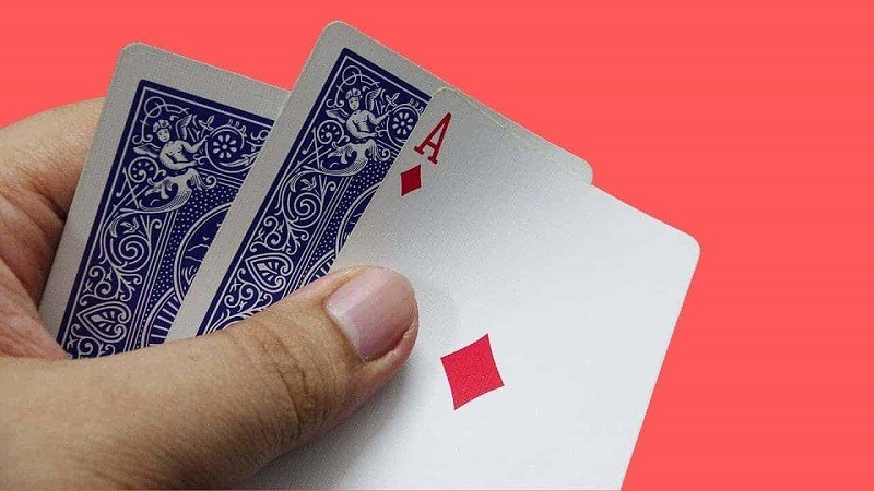 Hướng dẫn của chuyên gia cách chơi poker 3 lá hiệu quả nhất